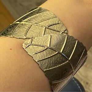 Gold Tone Textured Wide Leaf Design Hinge Overlapping Cuff Bracelet Bohemian